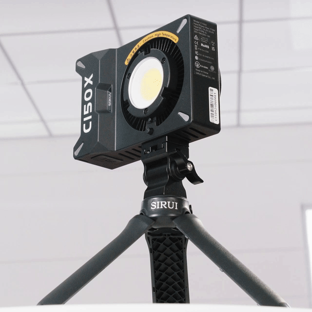 sirui-c150x-taschenleuchte-150w-handheld-pocket-light image 2