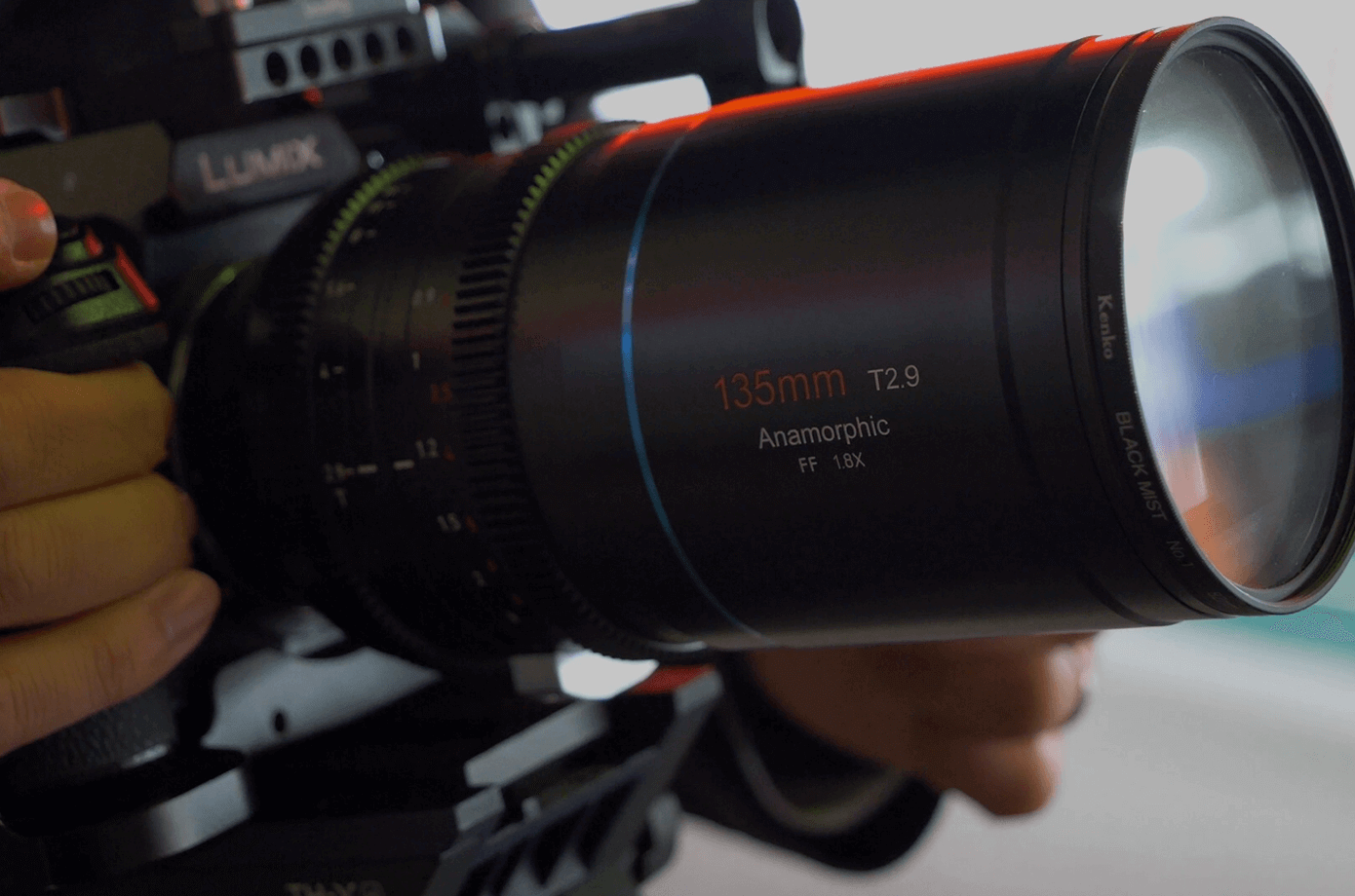 sirui-venus-135mm-t2-9-1-8x-anamorphic-objektiv-vollformat-e image 4