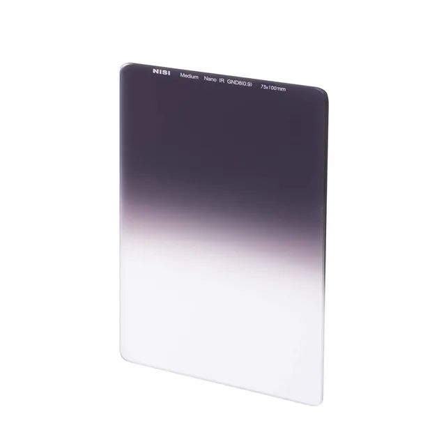 nisi-75mm-medium-gnd8-verlaufsfilter-75x100mm-3-stop image 1